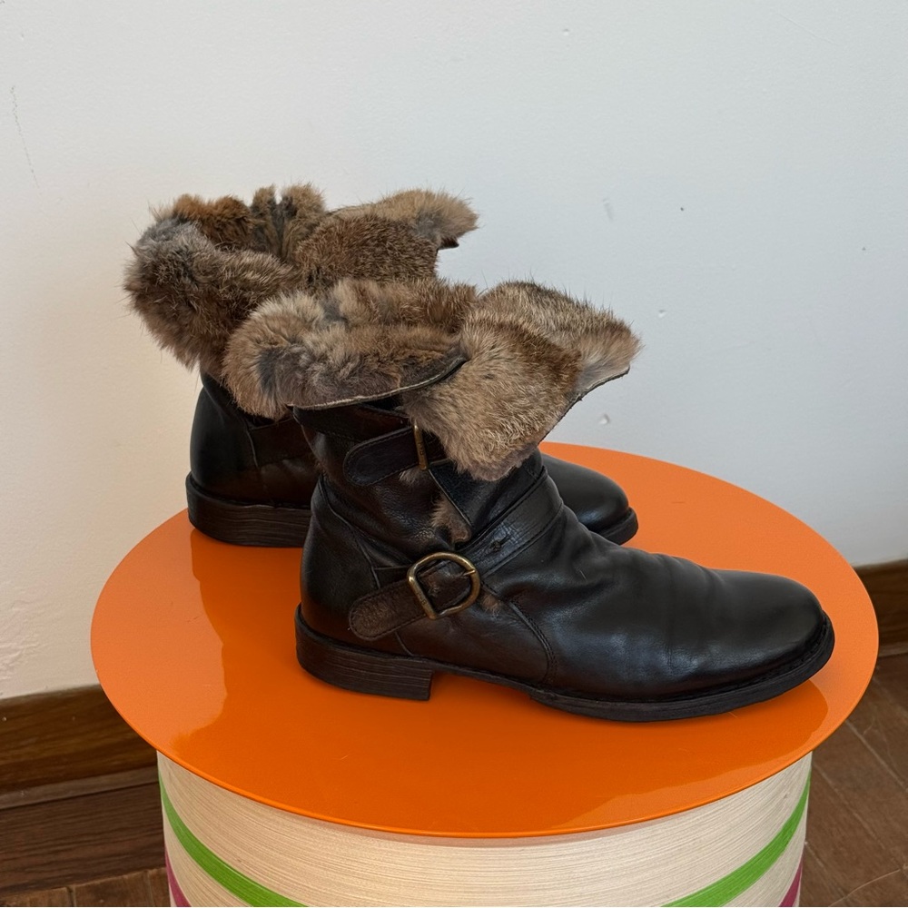 Fur lined leather biker boots